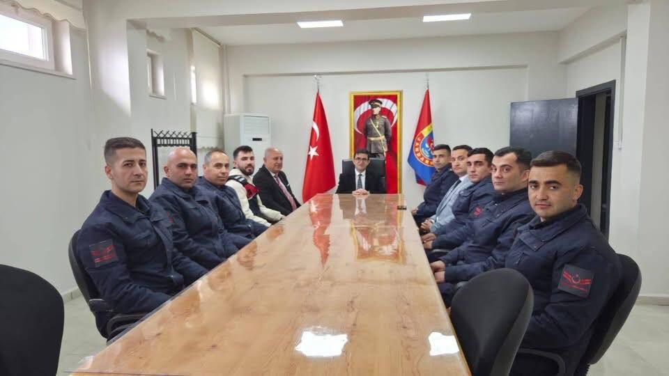 Başkan Demiroğlu’ndan Bayramda Anlamlı Ziyaret (5)