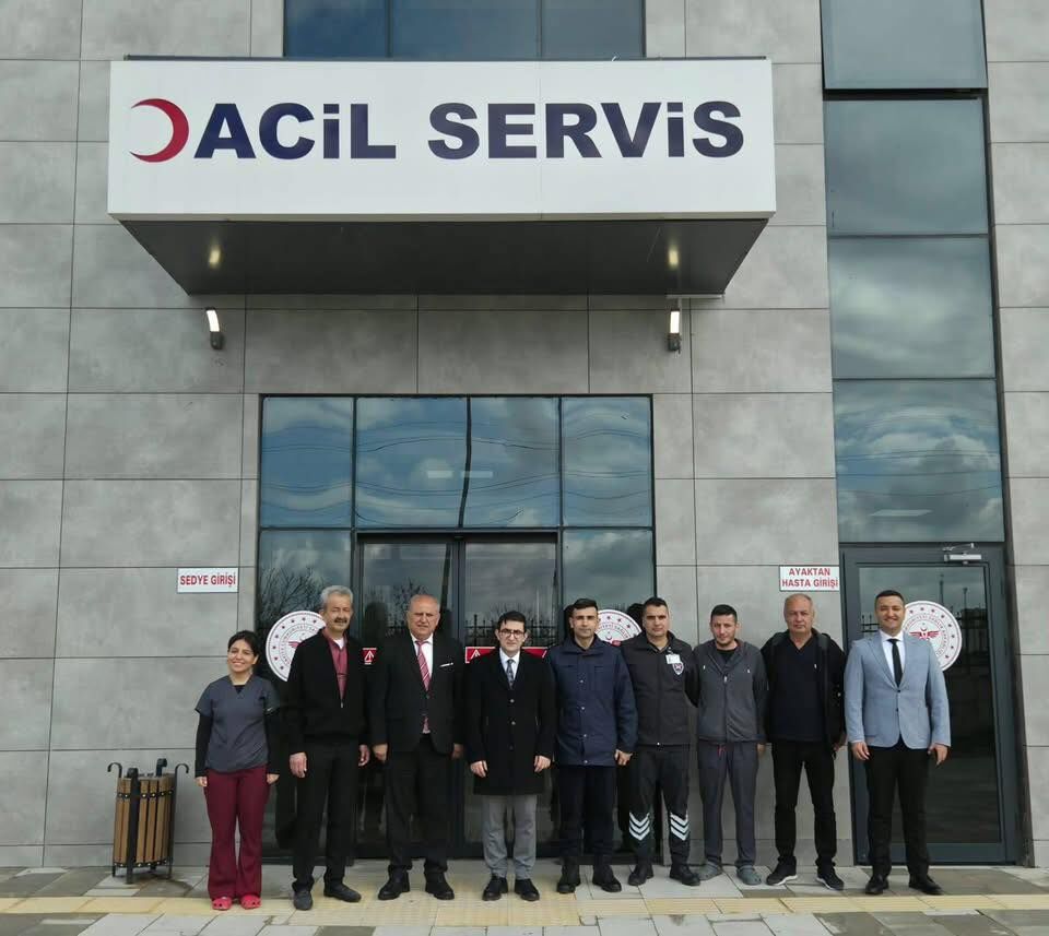 Başkan Demiroğlu’ndan Bayramda Anlamlı Ziyaret (6)