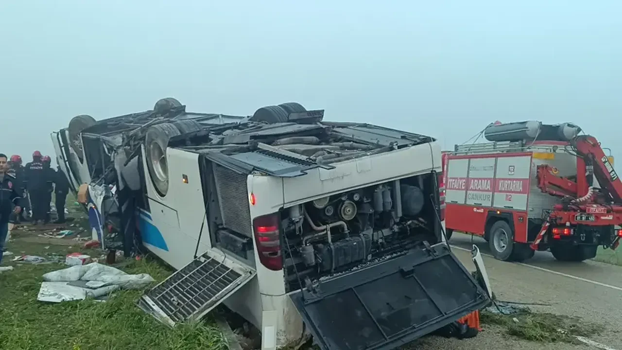 Bayram Sabahı Osmaniye Seferinde Otobüs Faciası (2)