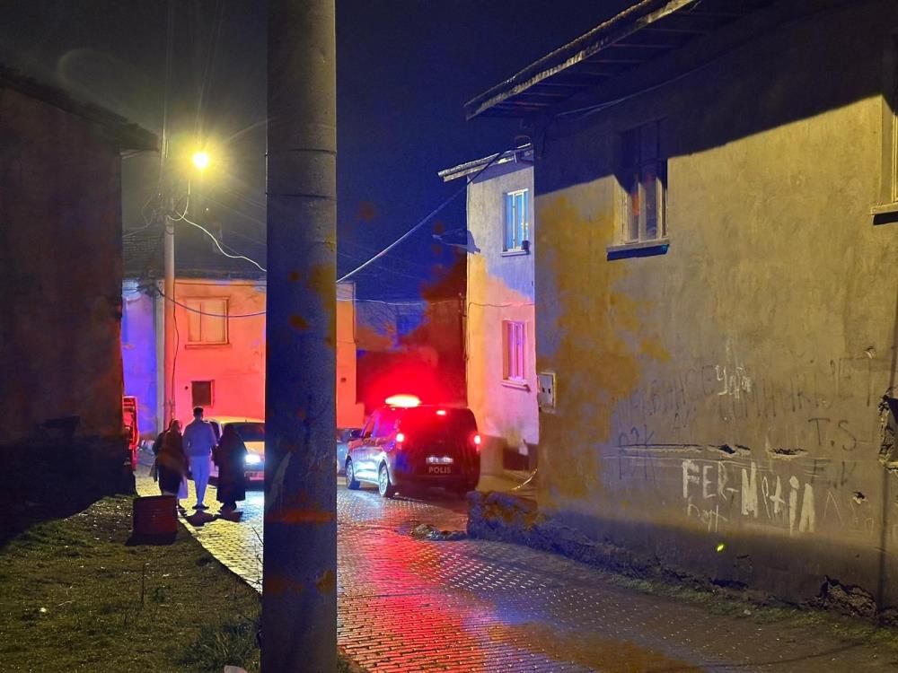 Çankırı’da Yangın 2 Kişi Hayatını Kaybetti (1)