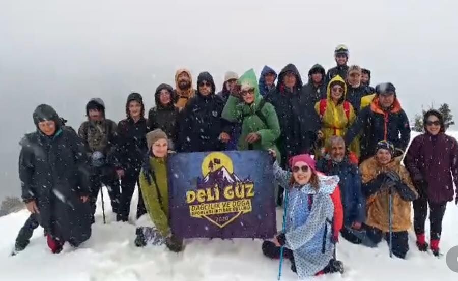 Doğa Tutkunları Karagöl’de Yürüyüş Düzenledi (10)