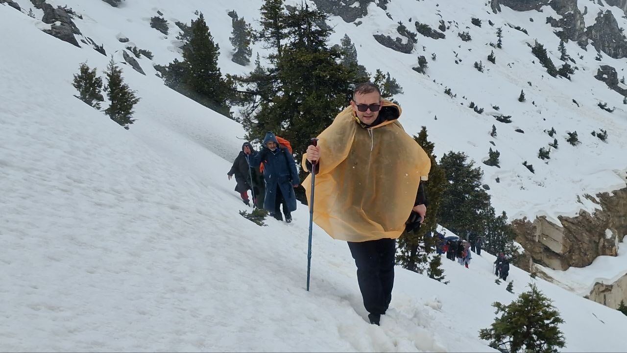 Doğa Tutkunları Karagöl’de Yürüyüş Düzenledi (5)