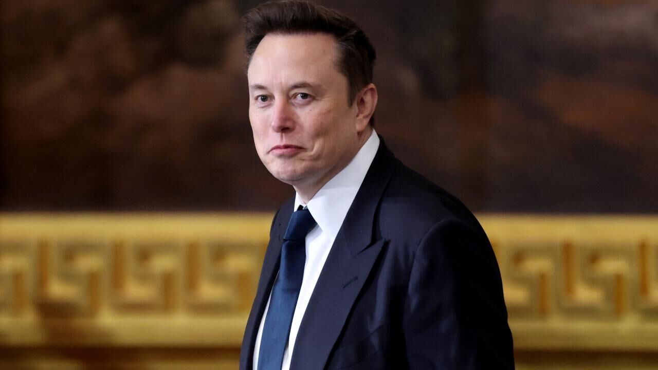 Elon Musk Tarihe Geçti: Dünyanın İlk Trilyoneri Oldu