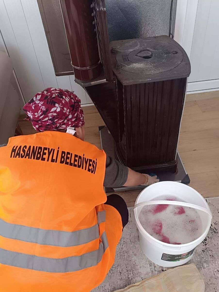 Hasanbeyli Belediyesi Ekipleri Sahada (1)