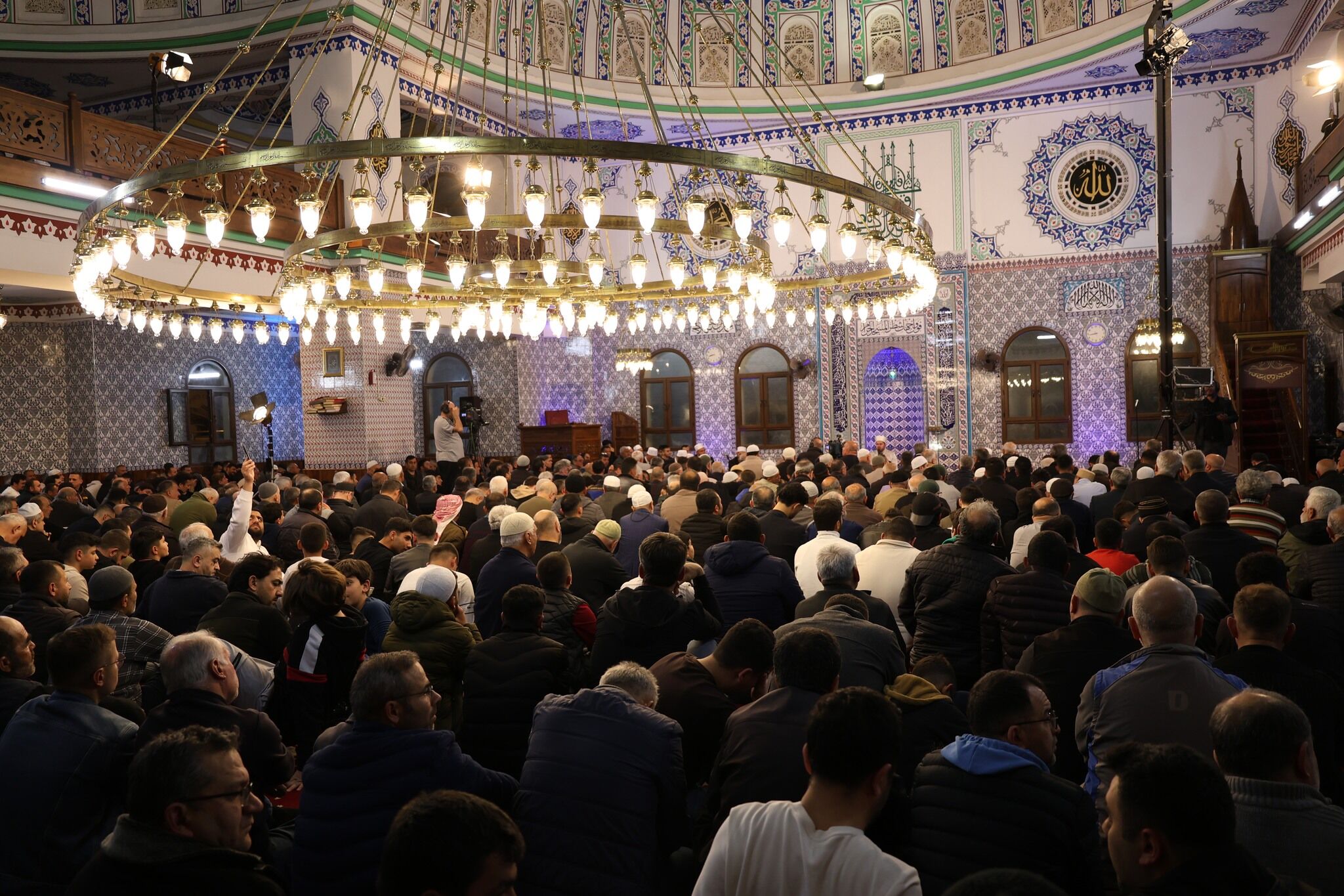 Kadir Gecesi Osmaniye Zafer Camii’nde Yoğun Katılımla İdrak Edildi (4)