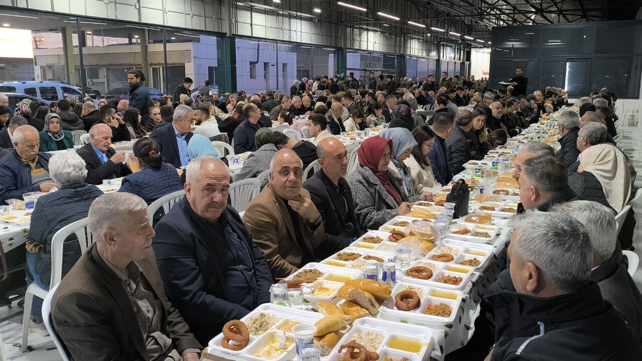 Karayiğit “Ramazan Sofraları Dayanışmamızı Güçlendiriyor” (16)