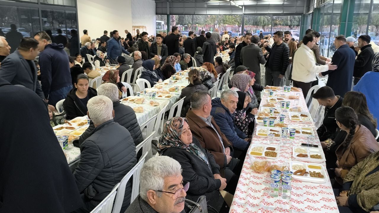 Karayiğit “Ramazan Sofraları Dayanışmamızı Güçlendiriyor” (28)