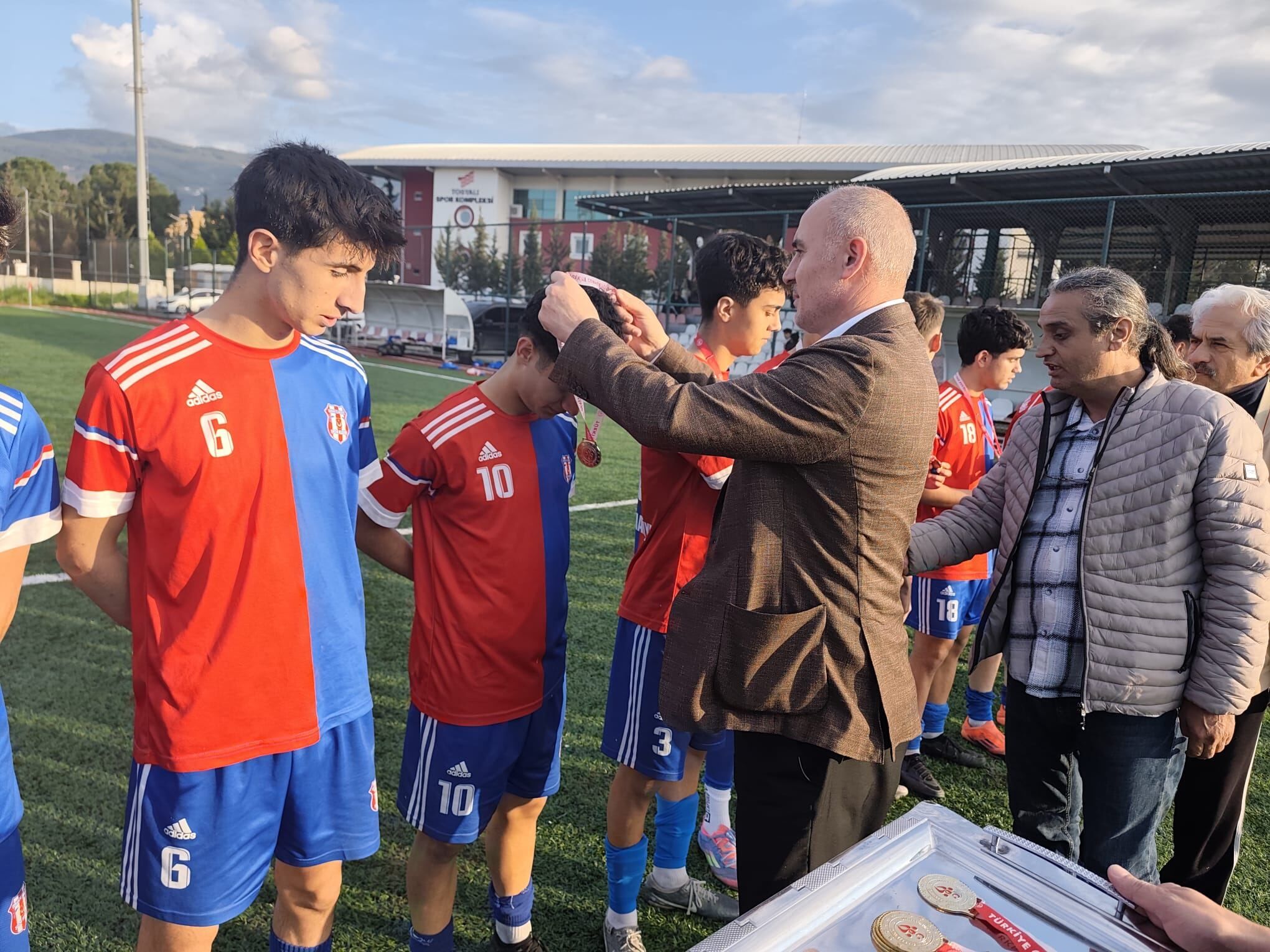 Korkut Ata Üniversitesi U 18 Ligi Şampiyonu Oldu (3)