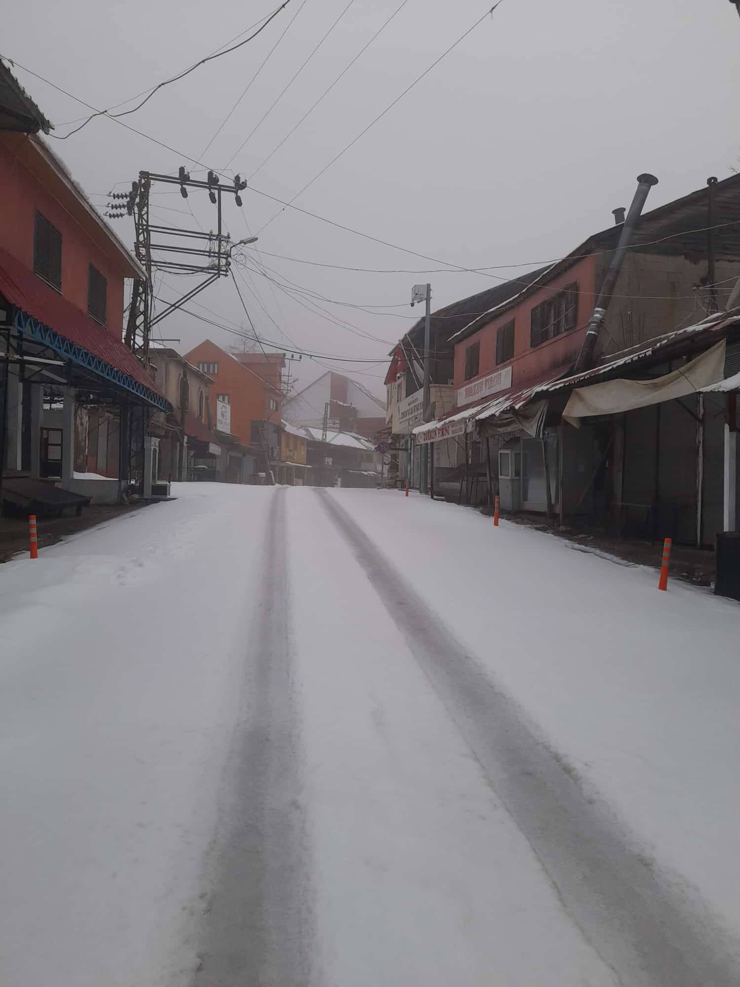 Mart Sonunda Zorkun Beyaz Örtüyle (2)