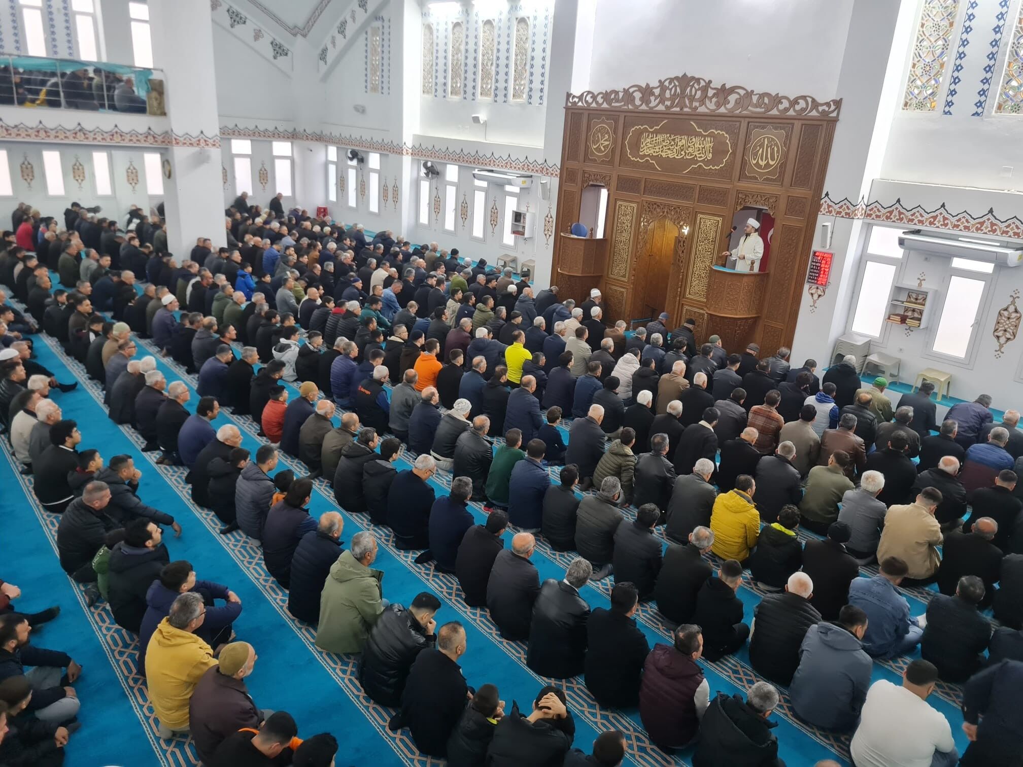 Osmaniye Cami Namaz (1)