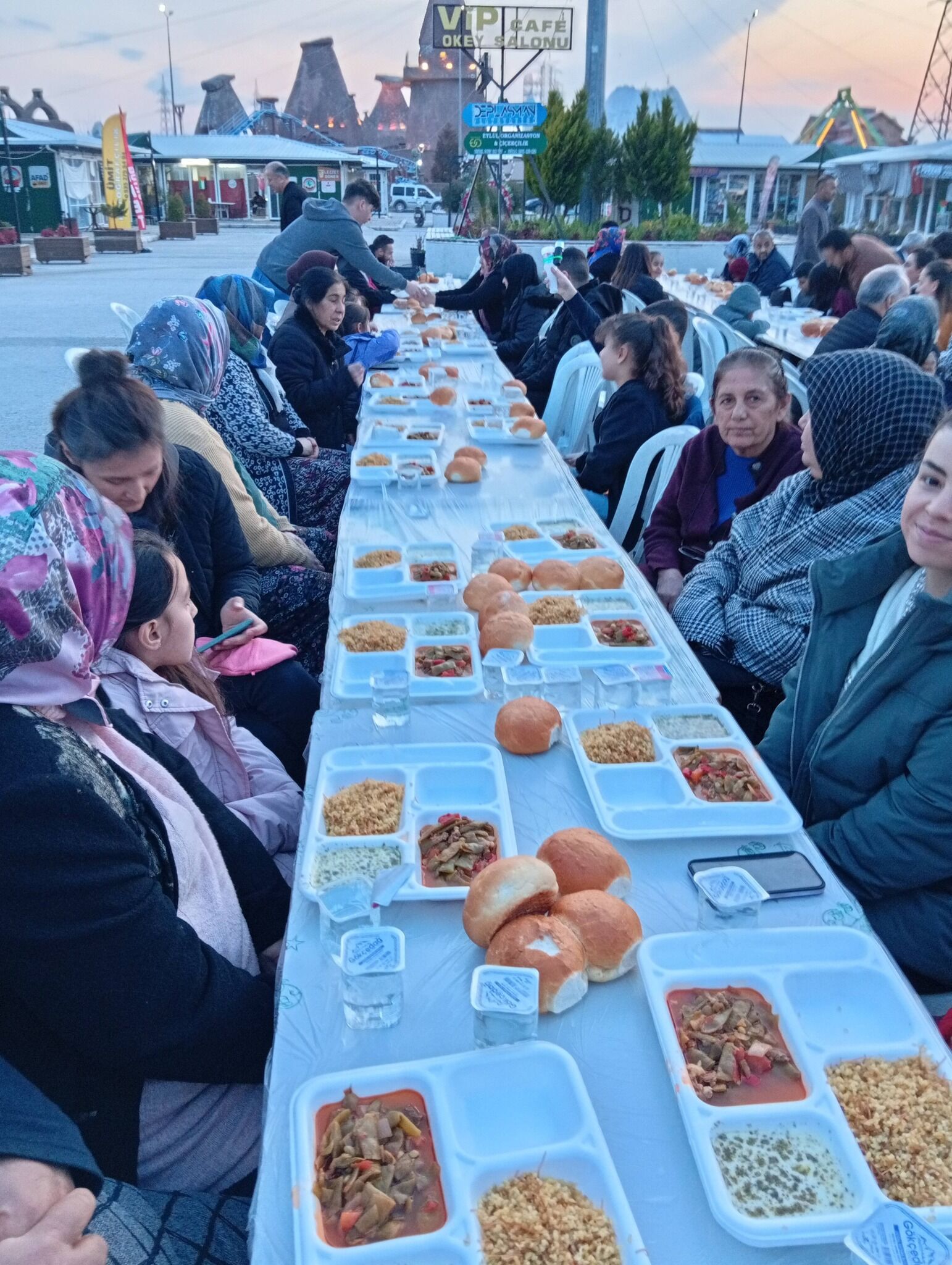 Osmaniye’de Dernekler İftar Sofrasında Birlik Ve Dayanışma Sağlandı (2)