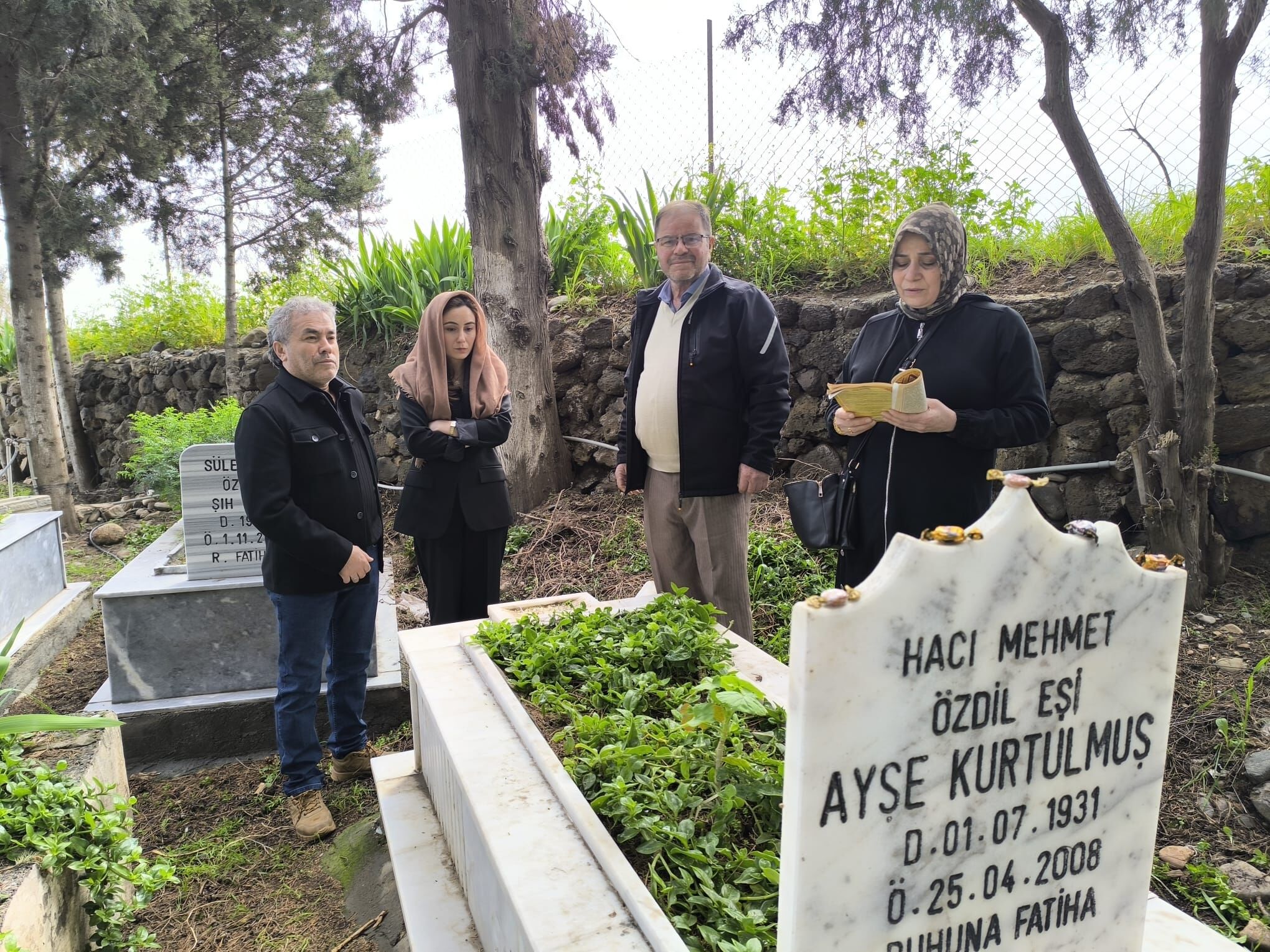 Osmaniye’de Ramazan Bayramı Mezarlık Ziyaretleri (1)