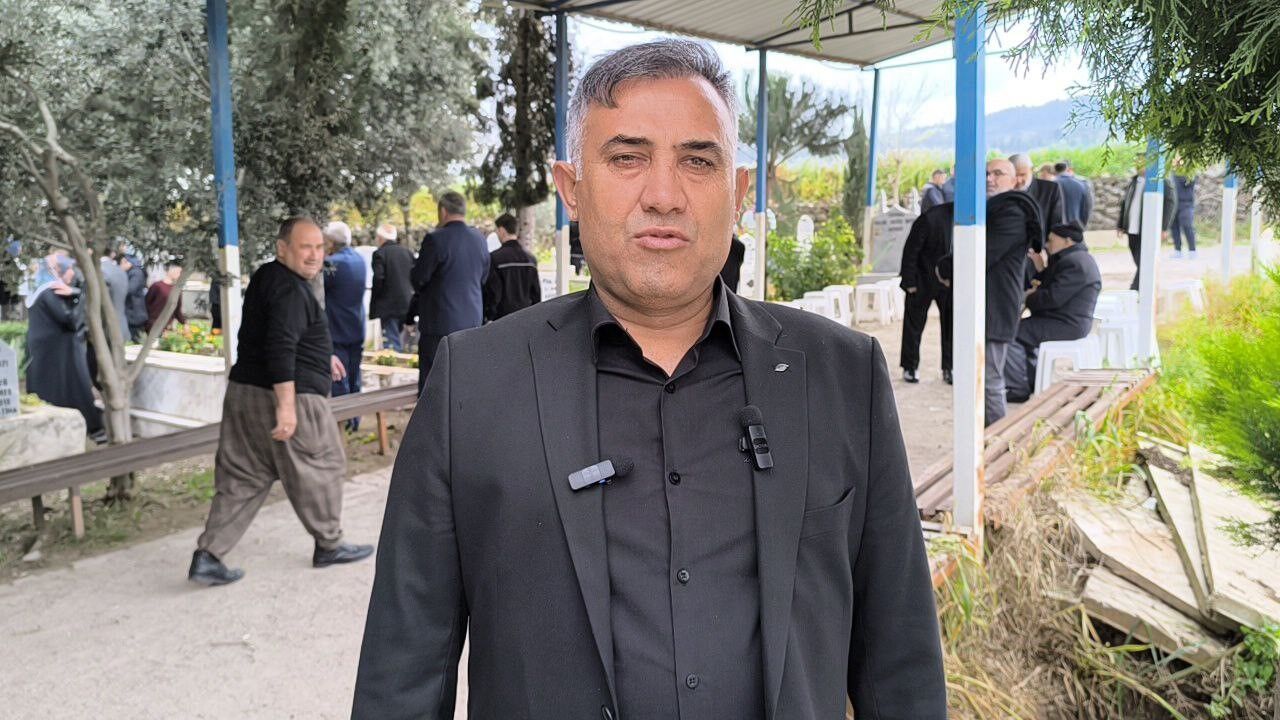 Sakızgediği’nde Mezarlıkta 33 Yıllık Bayram Geleneği (4)