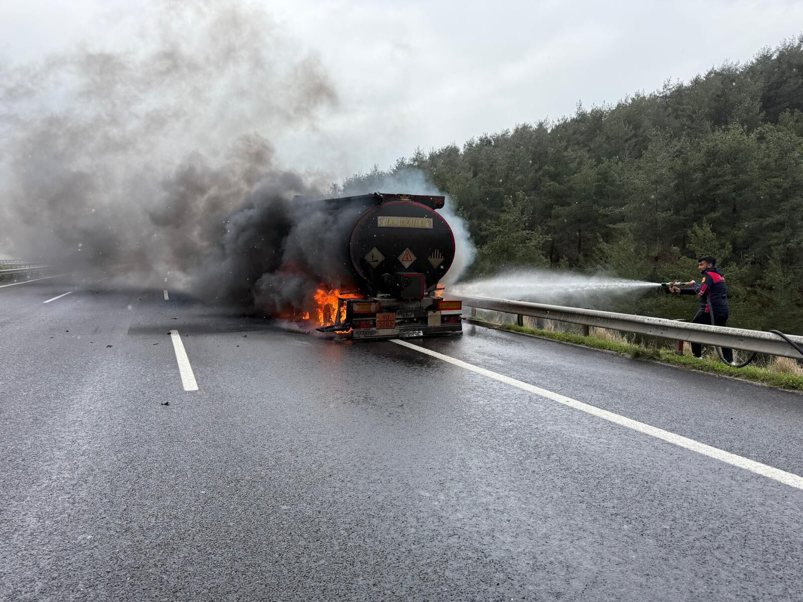 Şekerdere’de Tanker Yangını