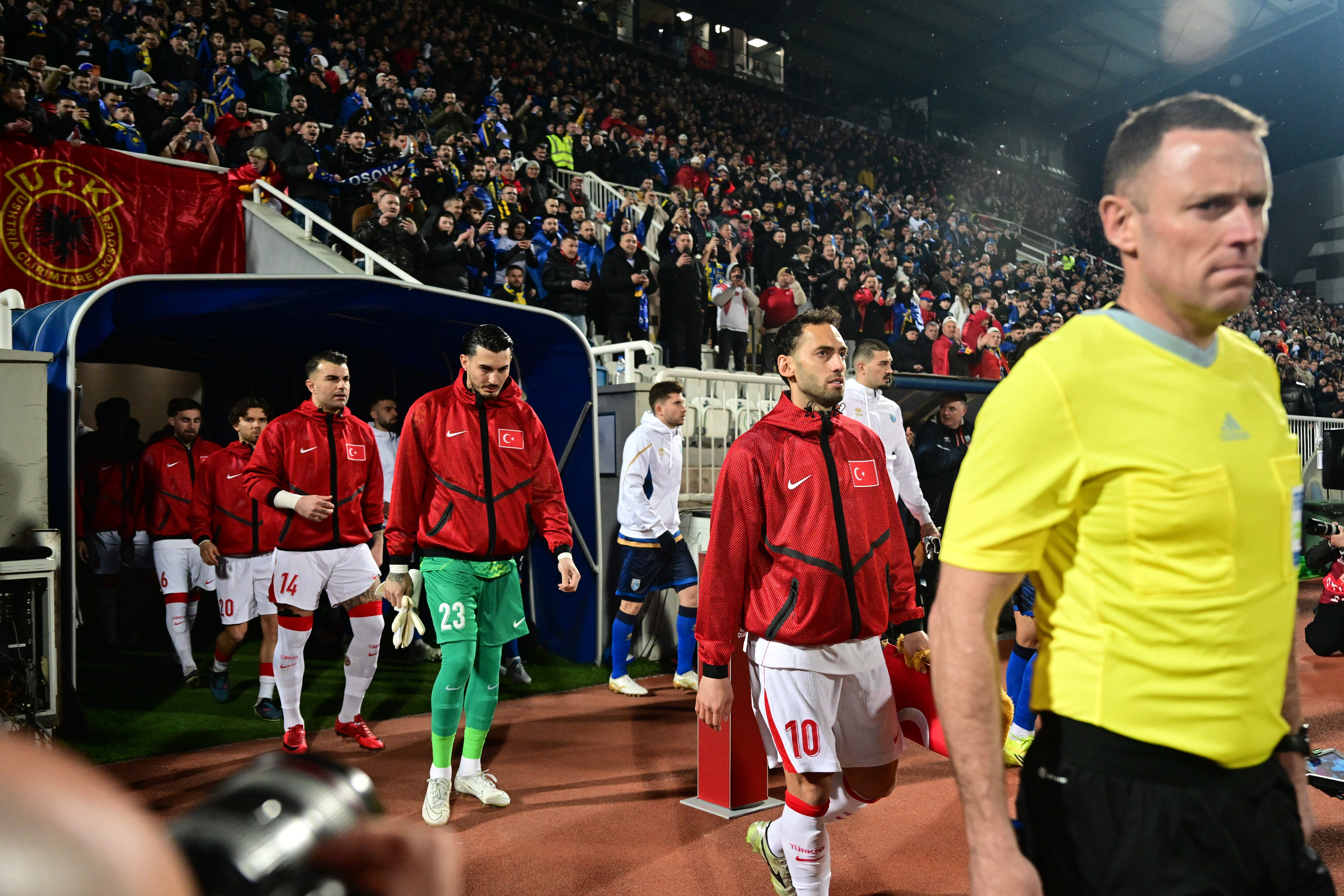 Türkiye Kosova’da Tarih Yazdı! 24 Yıl Sonra Dünya Kupası’ndayız (6)