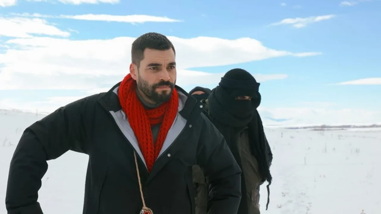 Veliaht Dizisinin Başrolü Akın Akınözü (3)