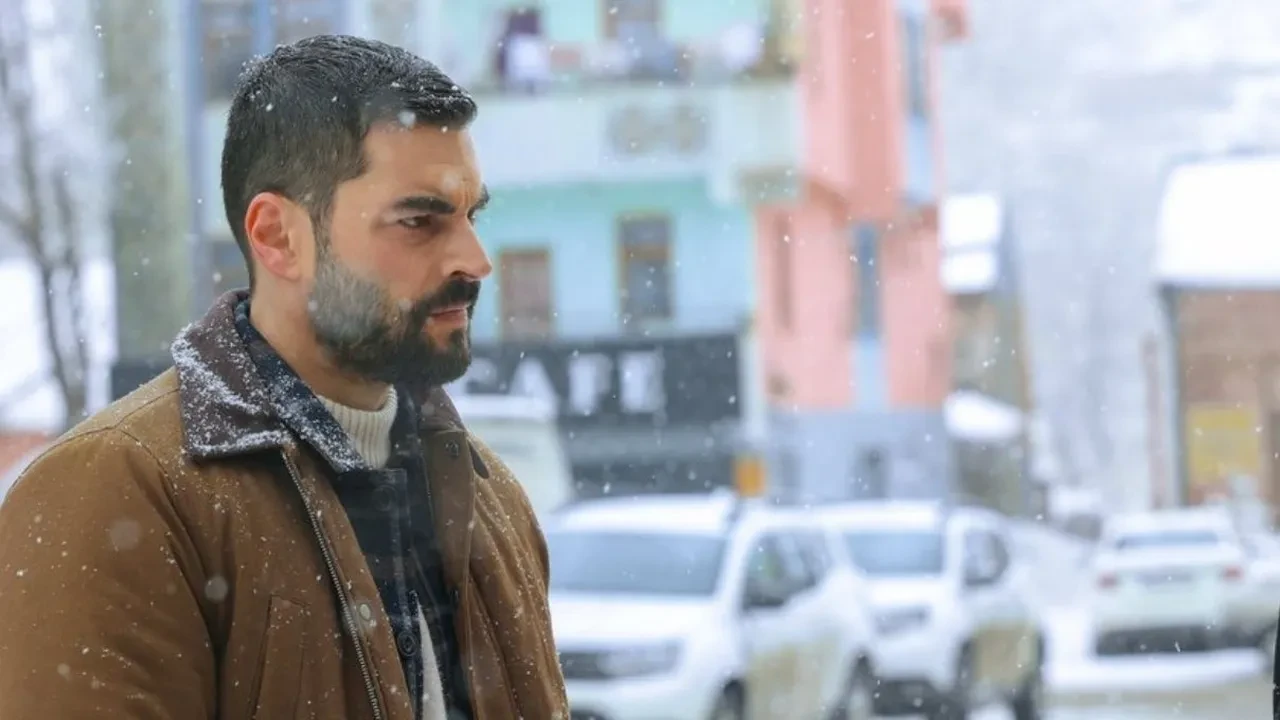 Veliaht Dizisinin Başrolü Akın Akınözü (5)