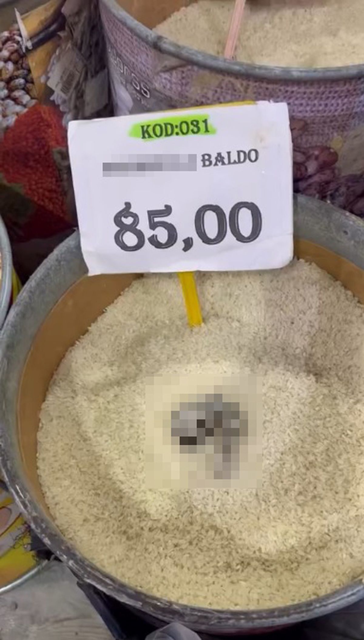 Acikta Satilan Pirincte Kedi Diskisi Goruldu 19770769 Amp