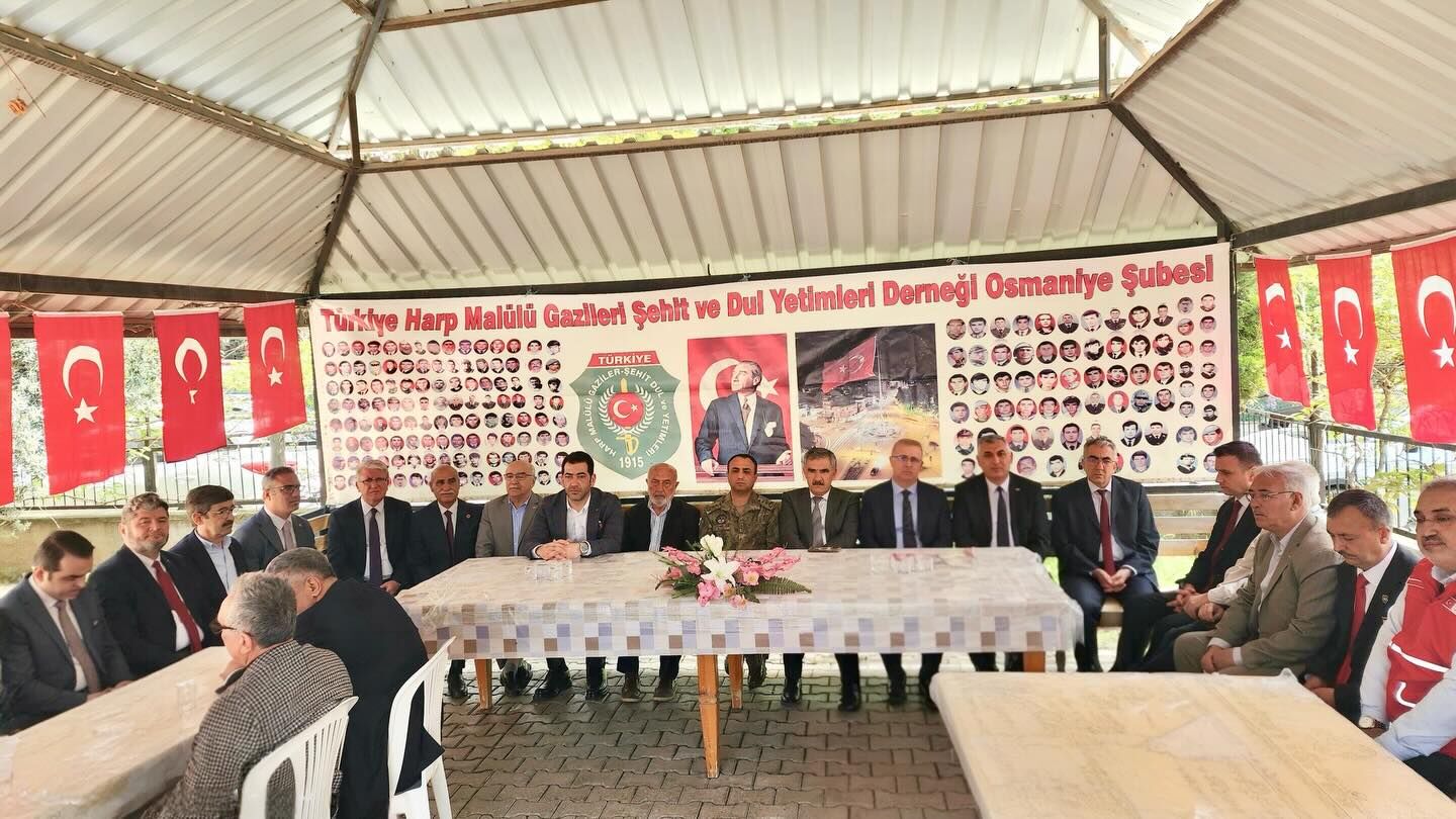 Ak Parti Gazişehit Buluşma 1