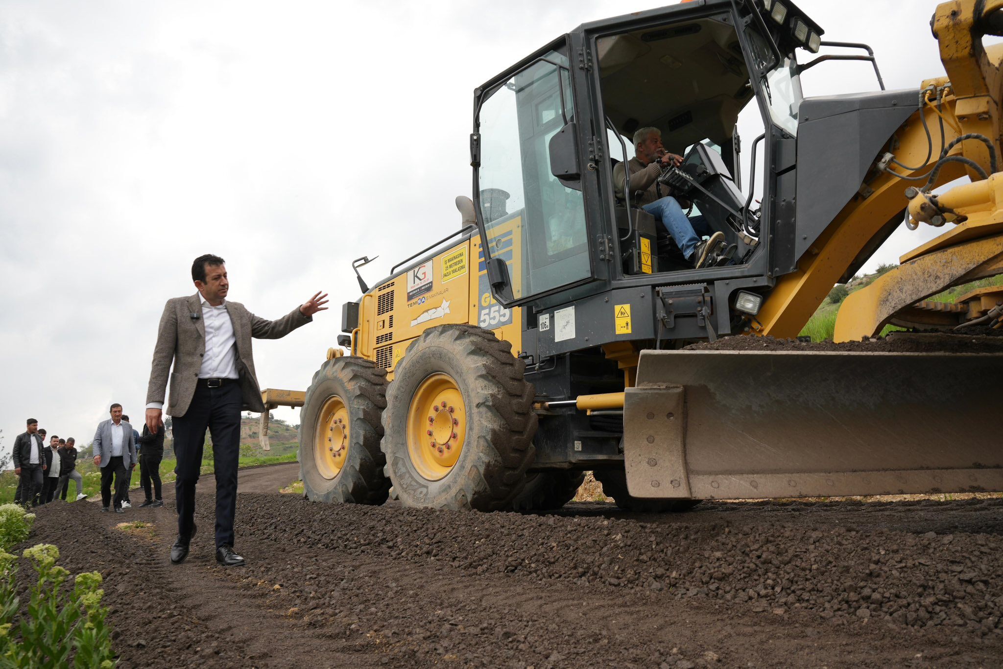 Bahçe’de Yol Sorunu Tarih Oluyor (8)