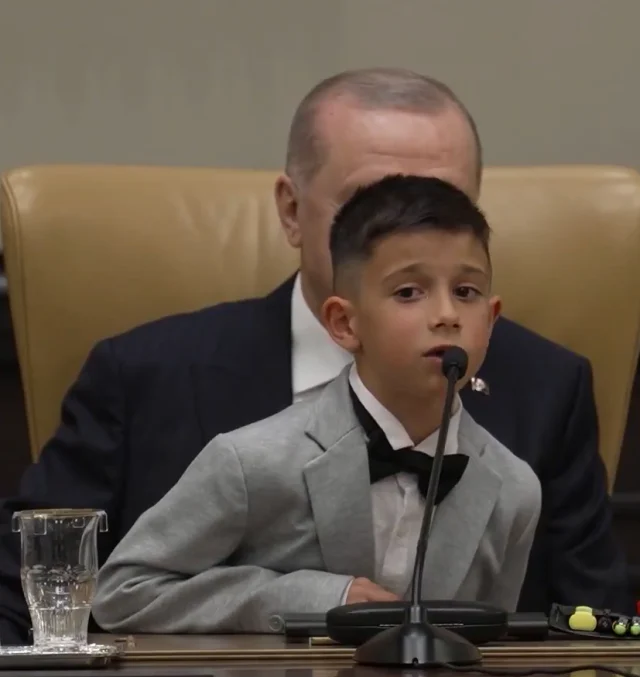 Bestepede Duygu Firtinasi Cumh 19776935 9979 2 M