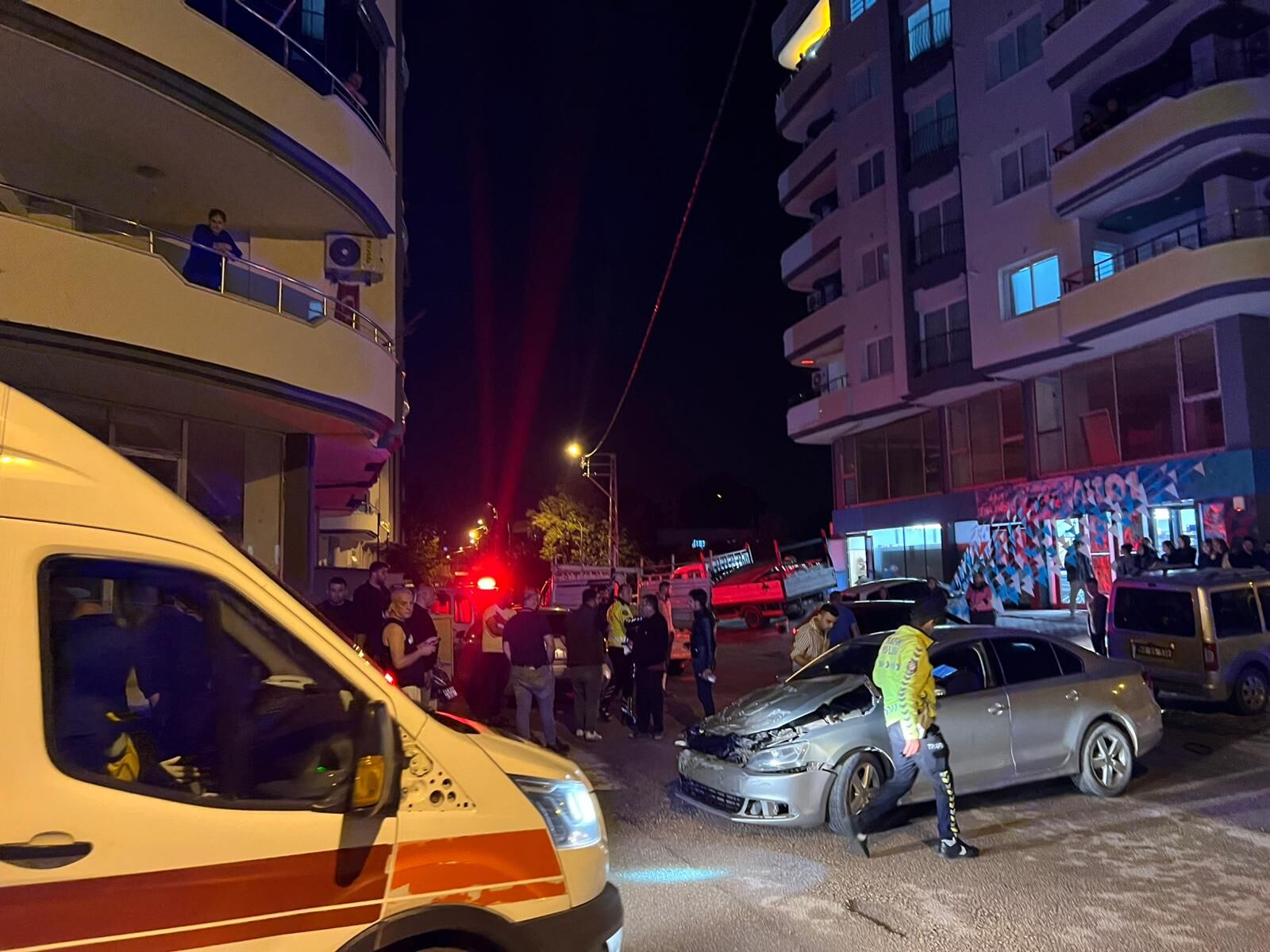 Düziçi’nde Kavşakta Zincirleme Kaza 2 Yaralı (3)