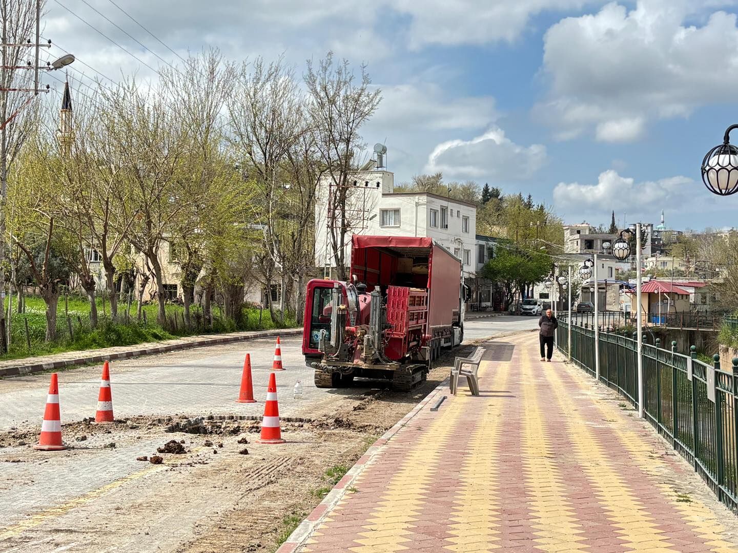 Ellek’te Doğalgaz Çalışmaları Hız Kesmeden Sürüyor (3)
