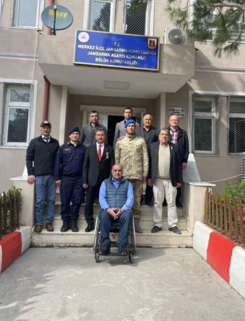 Gazilerden Jandarmaya Ziyaret1
