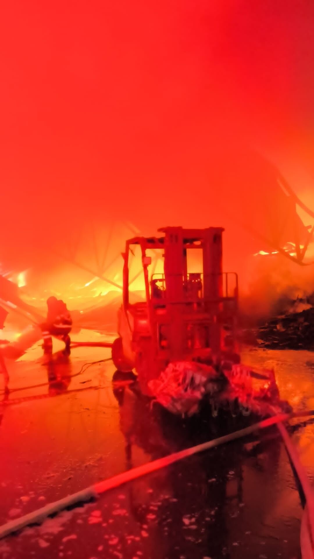 Kadirli Osb'de Gece Saatlerinde Paniğe Neden Oldu (3)