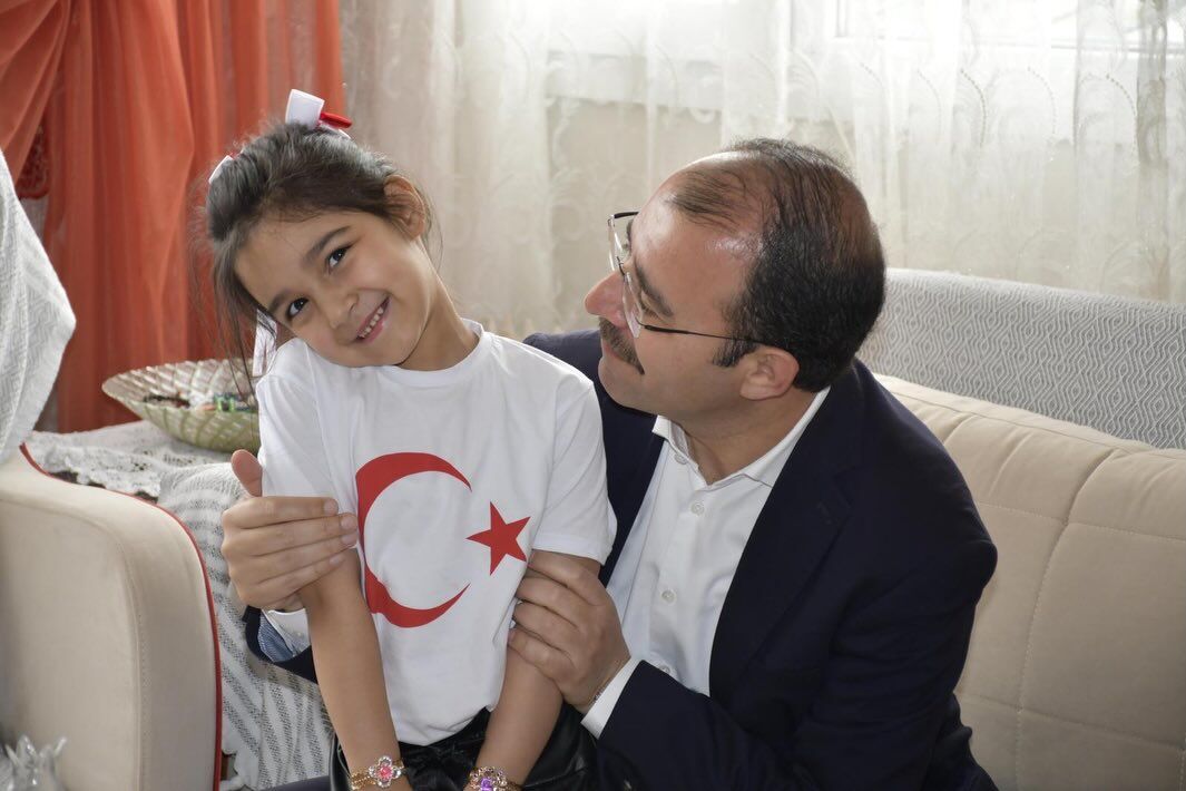 Kadirli'li Asel’e Anlamlı Doğum Günü (2)