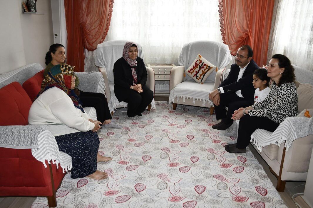 Kadirli'li Asel’e Anlamlı Doğum Günü (4)