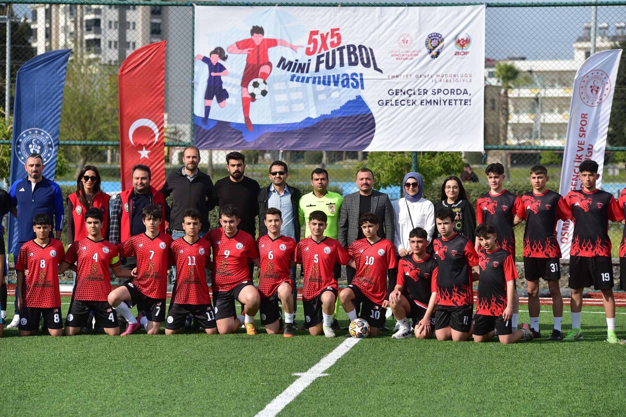 Sokaklar Bizim, Gelecek Güvende 5X5 Futbol Turnuvası Başladı (6)