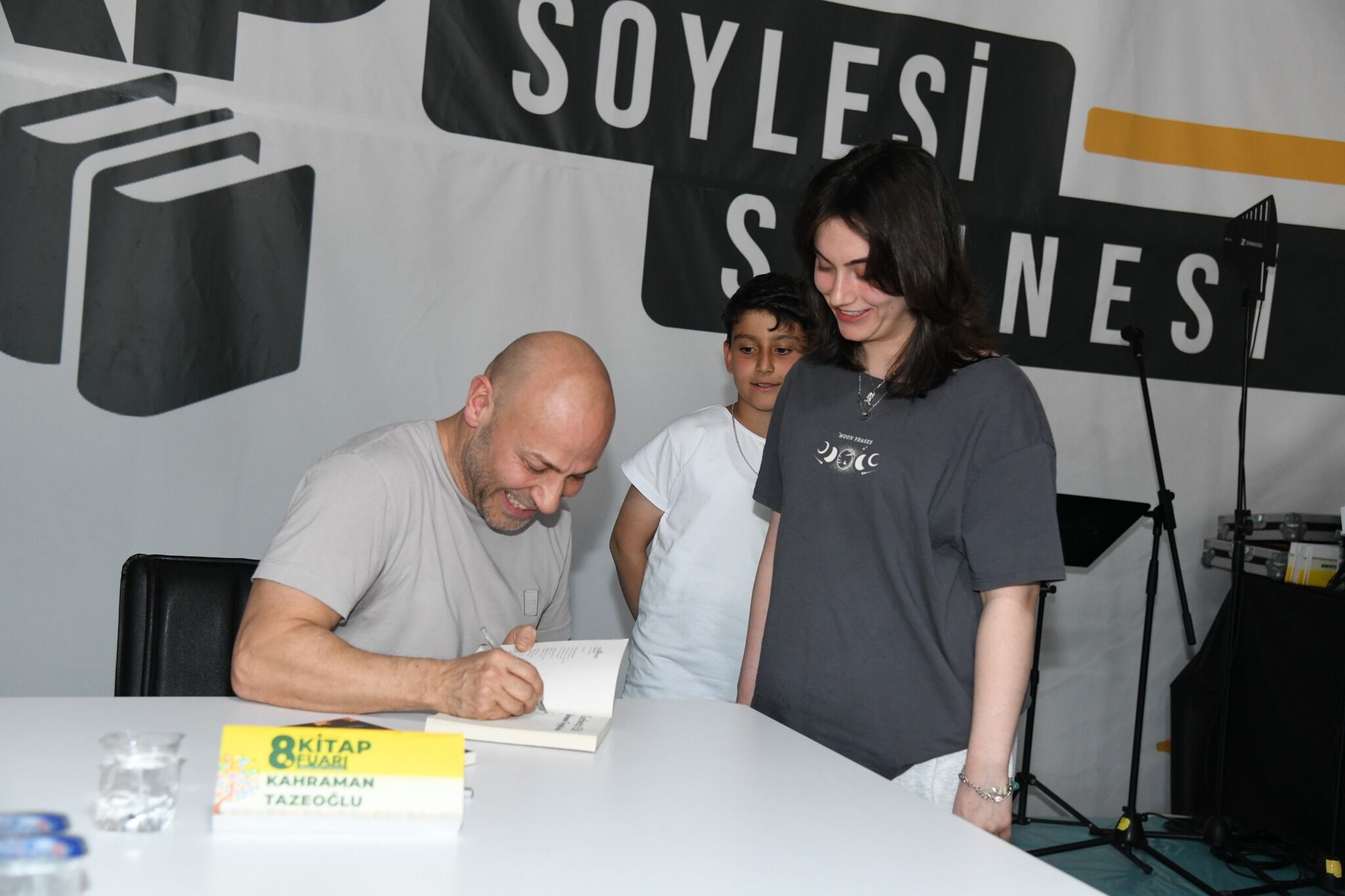 Tazeoğlu Okurlarla Buluştu (3)