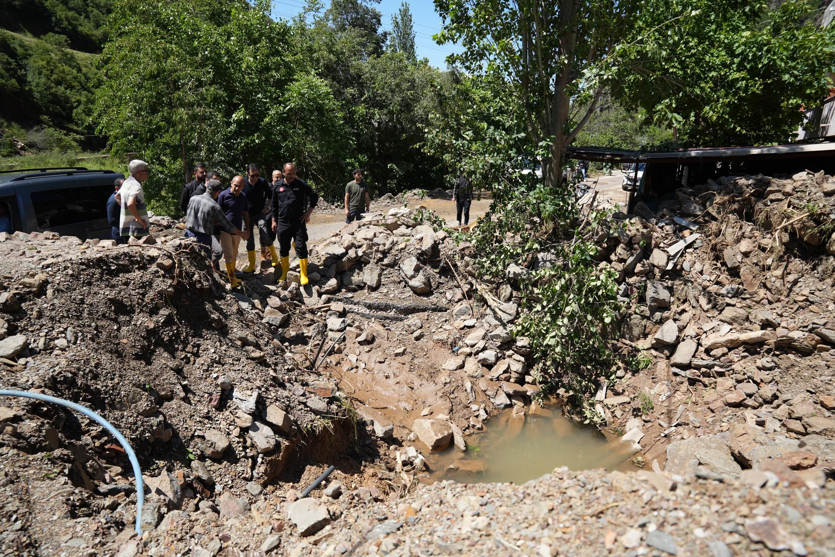 Bahçe’de Sel Sonrası İnceleme (7)