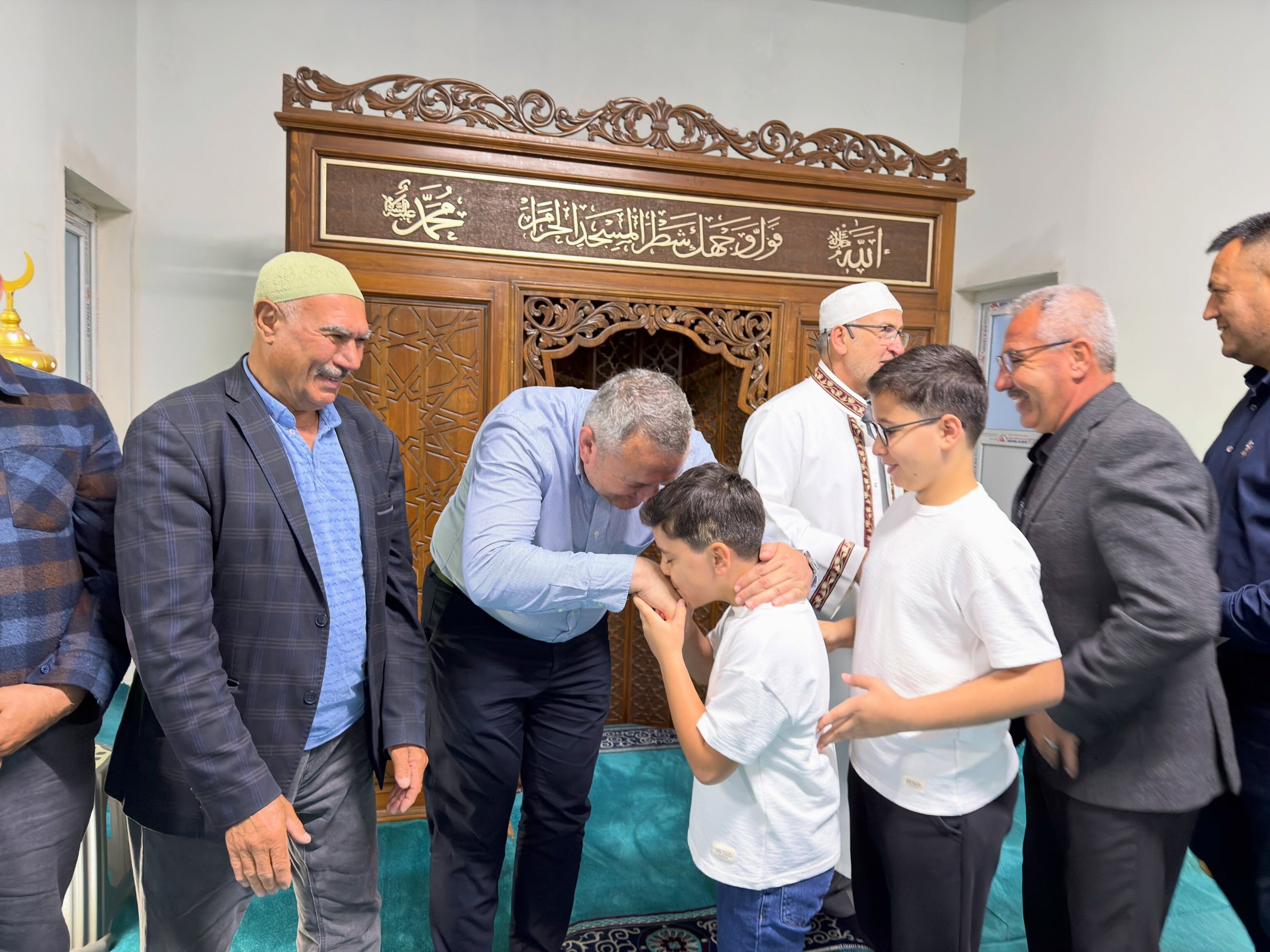 Başkan İba Vatandaşlarla Bayramlaştı (4)