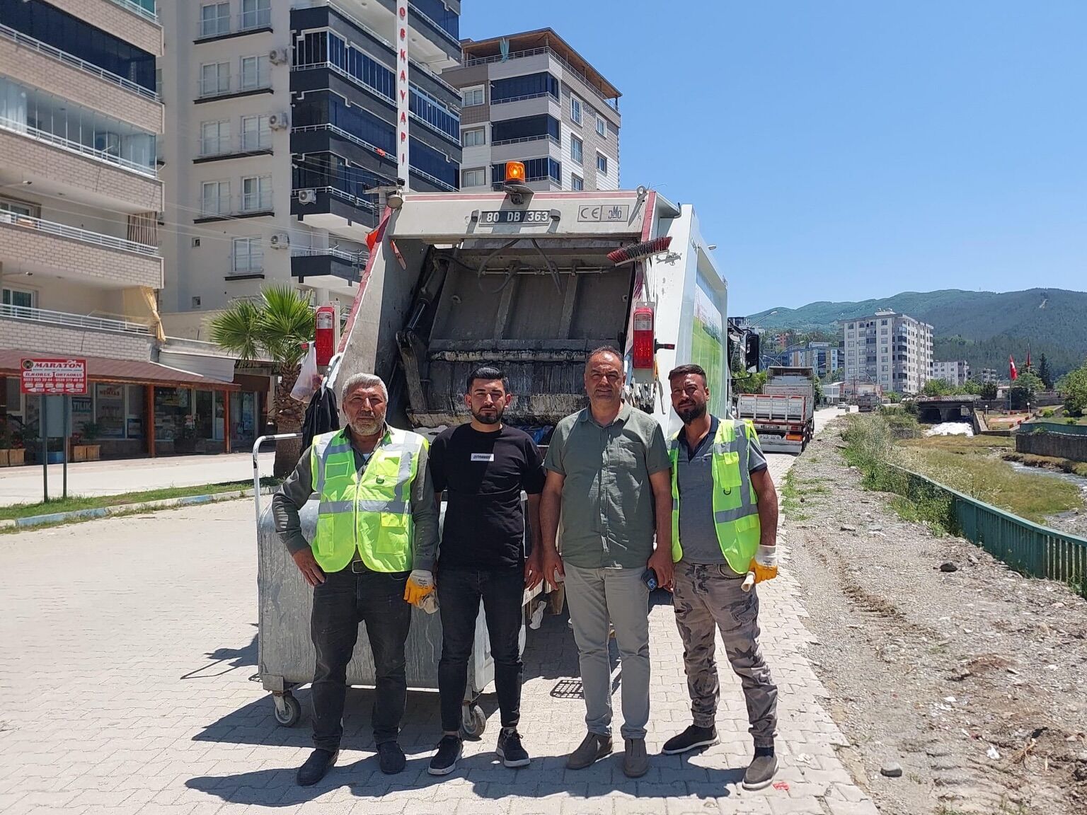 Başkan İba’dan Temizlik Ekibine Ziyaret (4)
