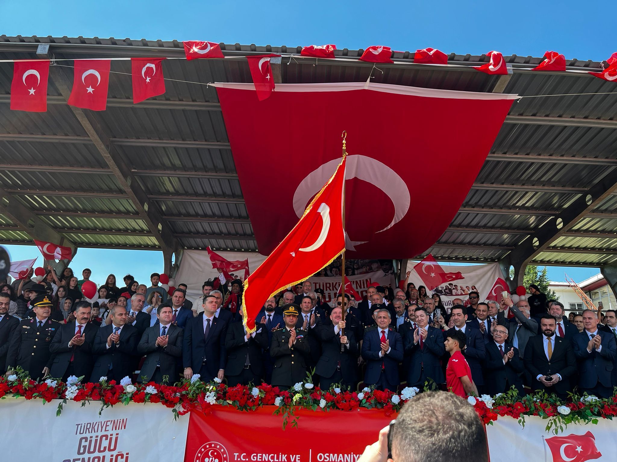 Bayrak 19 Mayıs