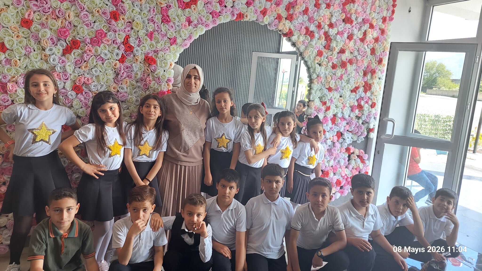 Böcekli'de 110 Öğrencili Anneler Günü Sürprizi Duygulandırdı (10)