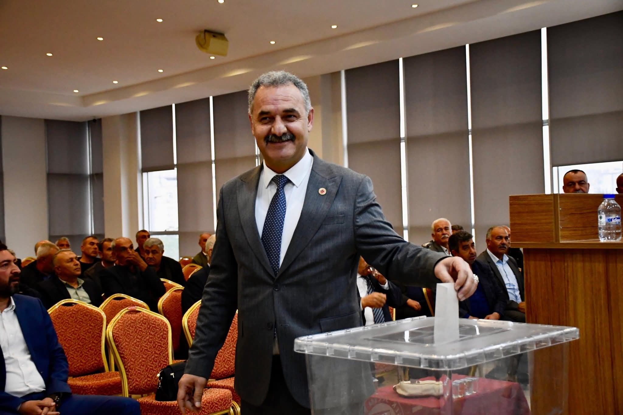 Kadirli’de Köylere Hizmet Birliği Seçimi Yapıldı (1)