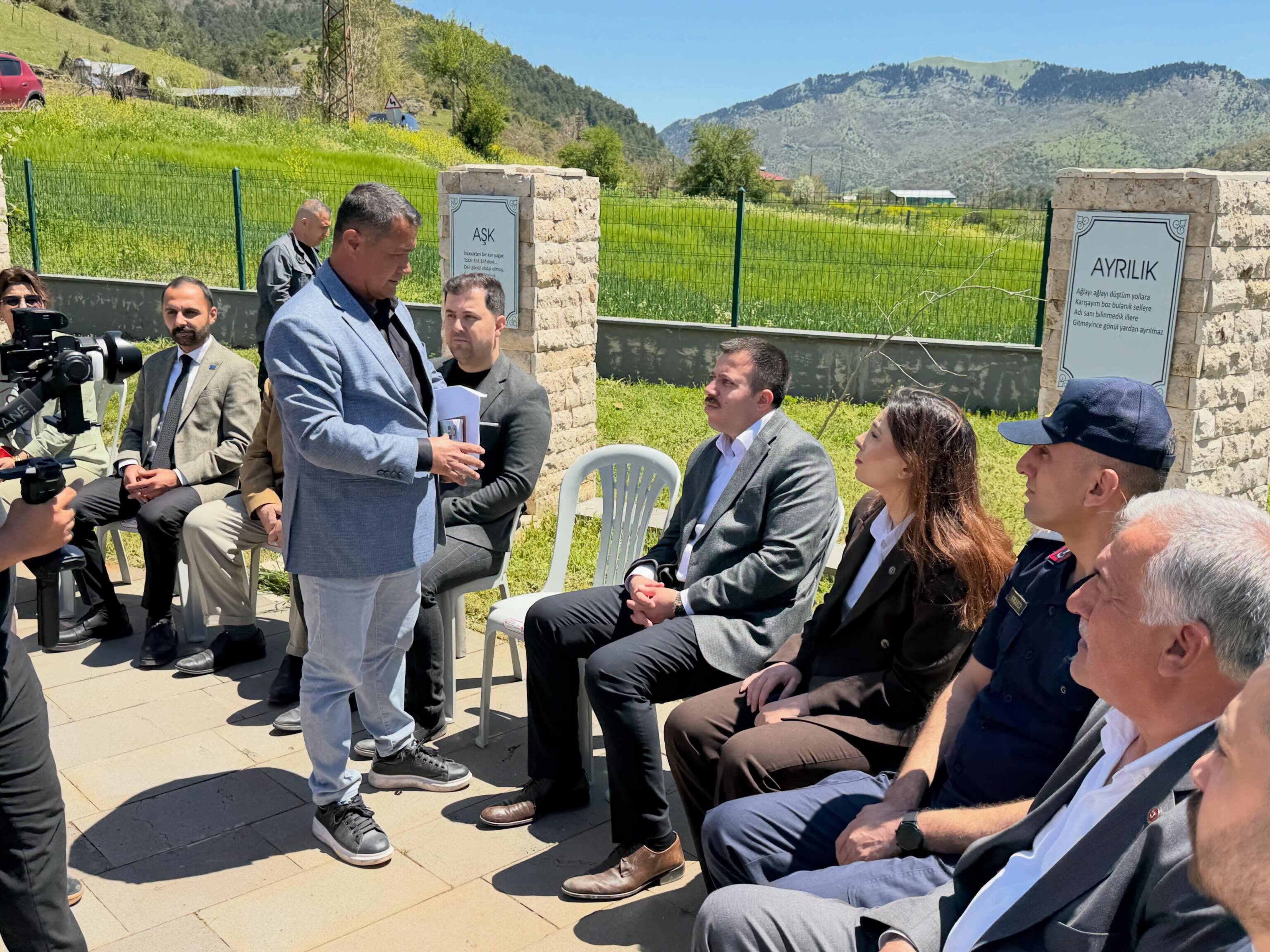Karacaoğlan Hatıra Ormanı’nda Fidan Dikildi (6)
