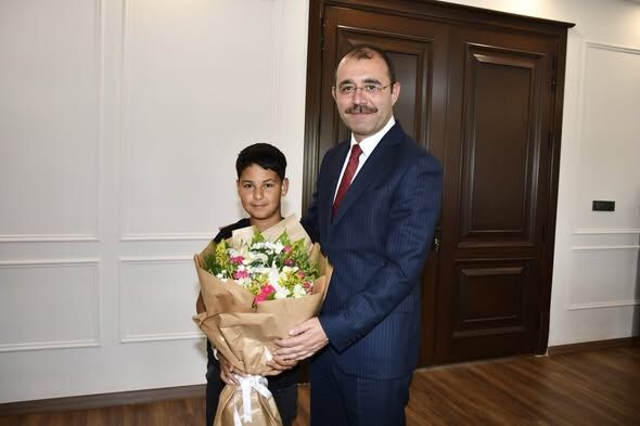 Kaymakam Dolu Başarılı Öğrencileri Ağırladı