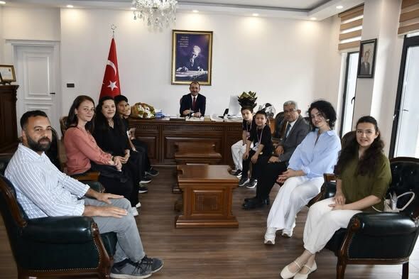 Kaymakam Dolu Başarılı Öğrencileri Ağırladı1