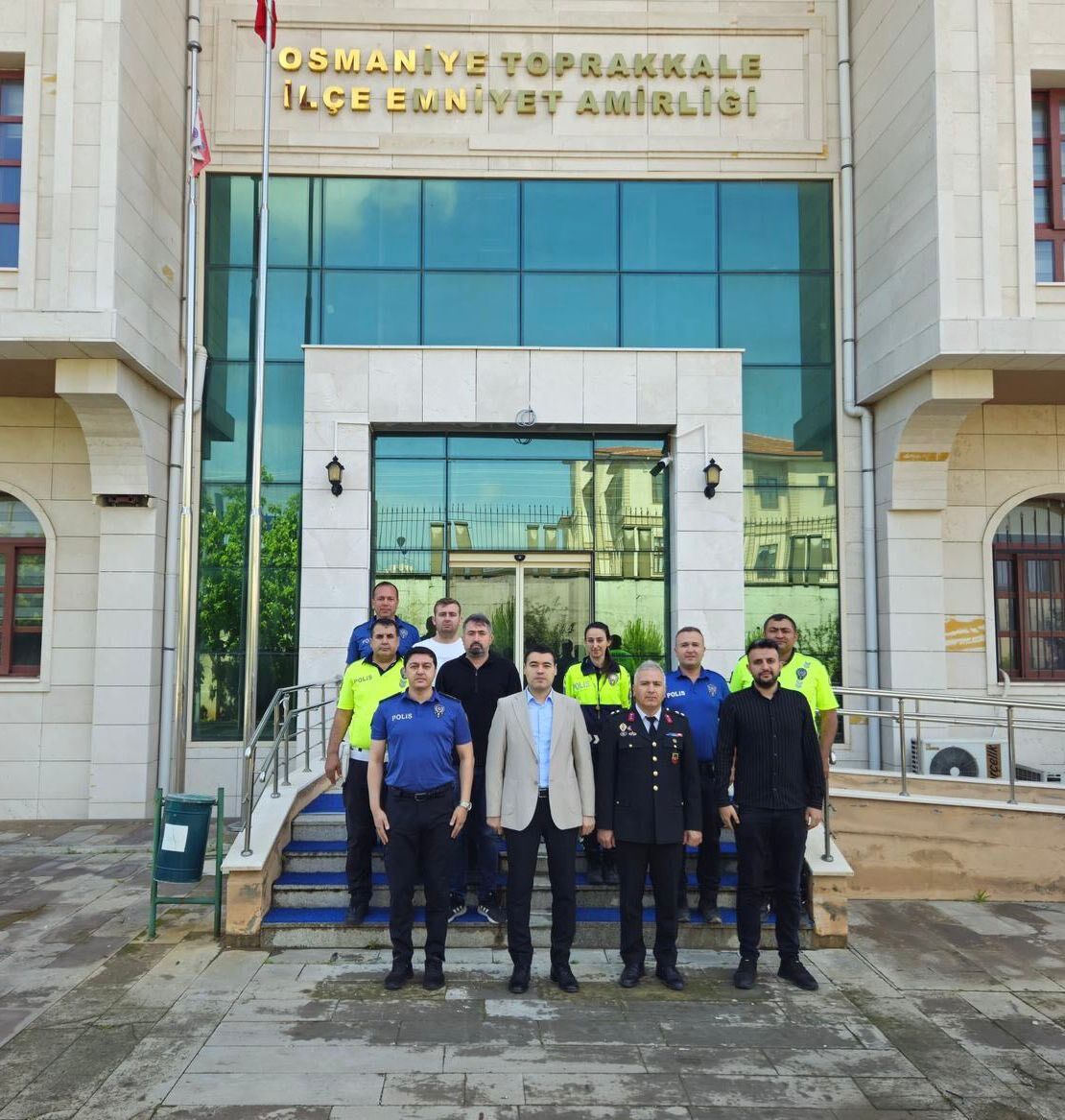 Kaymakam Özer’den Bayram Mesaisi Ziyareti (5)