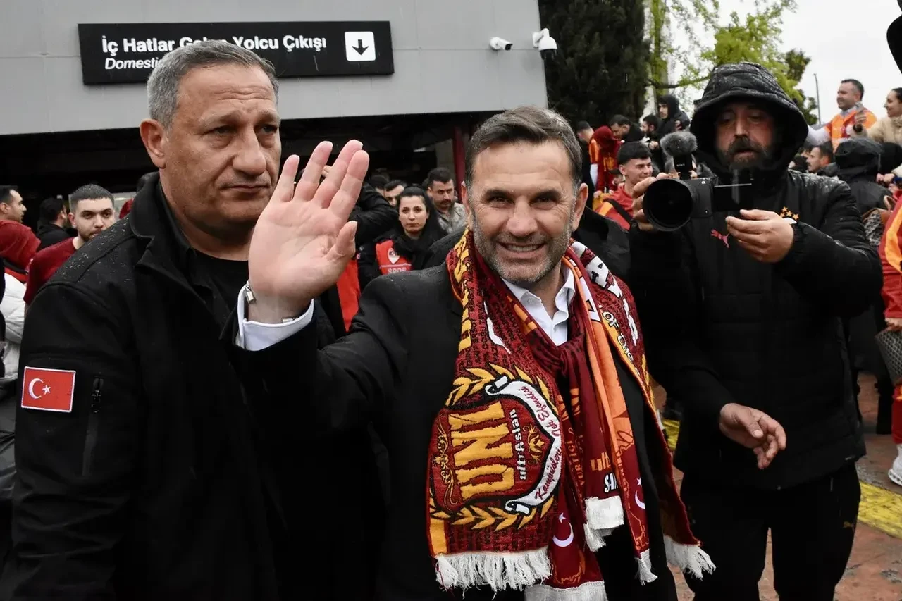 Okan Buruk-5