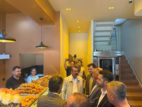 Ökkeş Aksoy Kafe Açılışında1