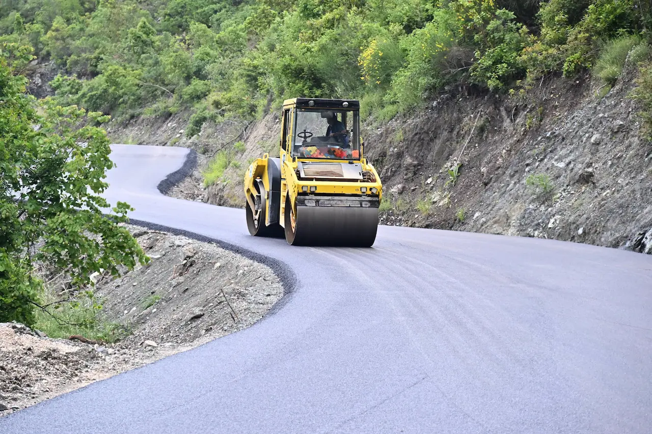 Osmaniye Karacay Selalesi Asfalt Calismasi 37