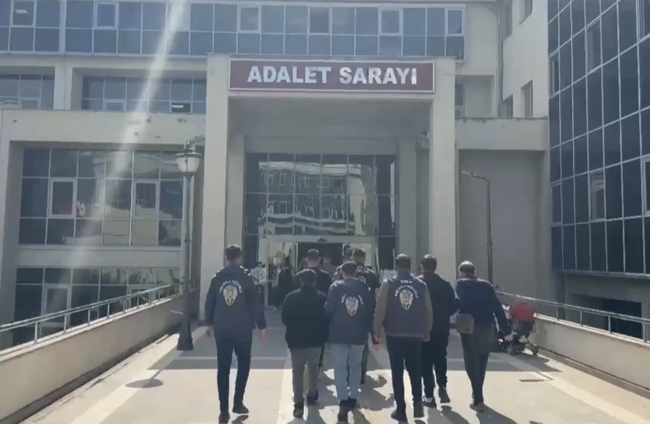 Osmaniye Merkezli Yapay Zeka Operasyonu! Deepfake Çetesi Çökertildi1