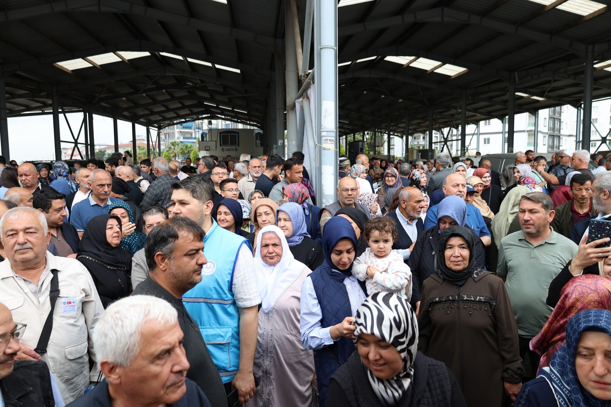Osmaniye’de Hacılar Dualarla Uğurlandı3