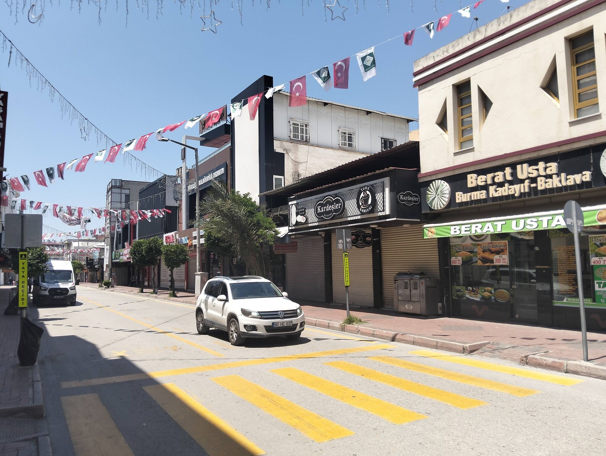 Osmaniye’de Kent Merkezinde Dikkat Çeken Sakinlik (8)