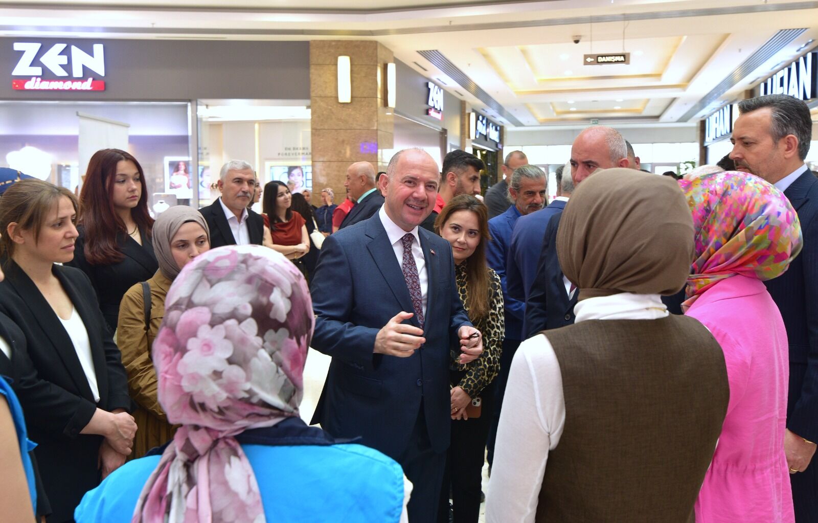 Osmaniye’de Sanat Sokağı Sergisi67